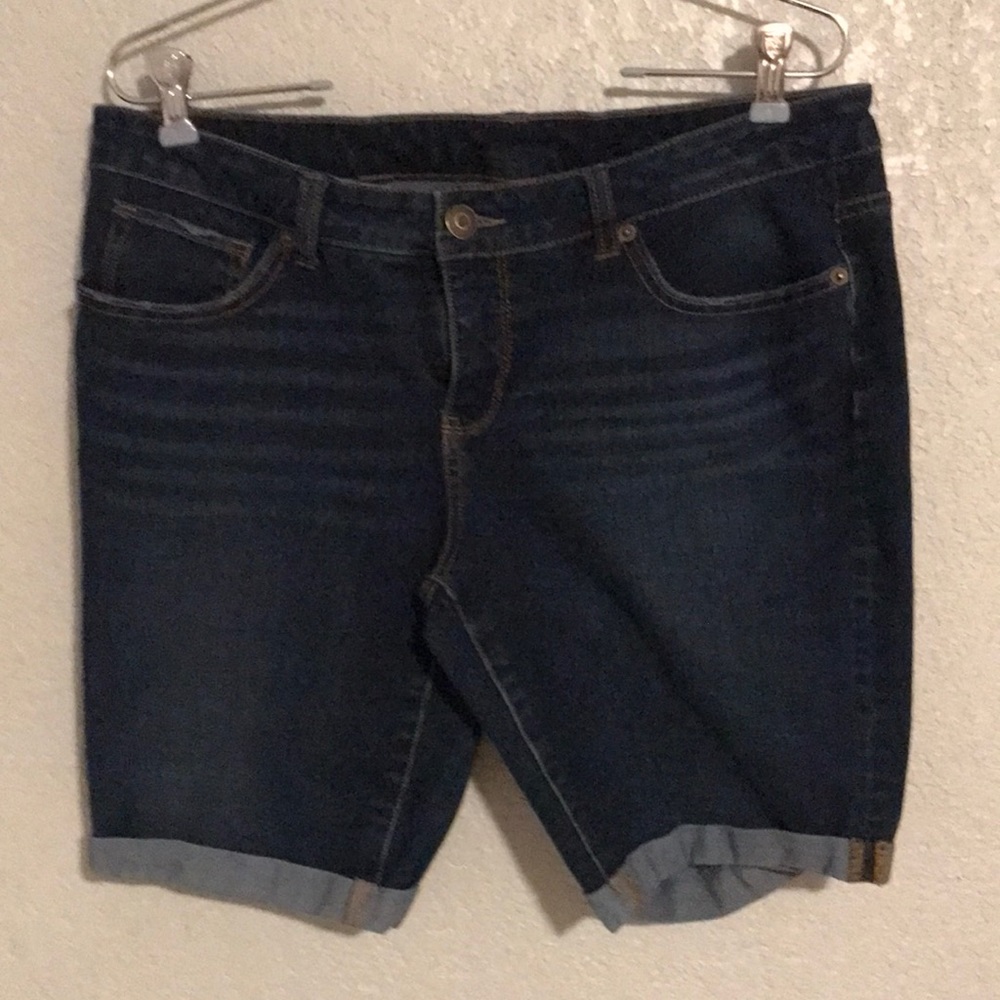 Time and tru shorts